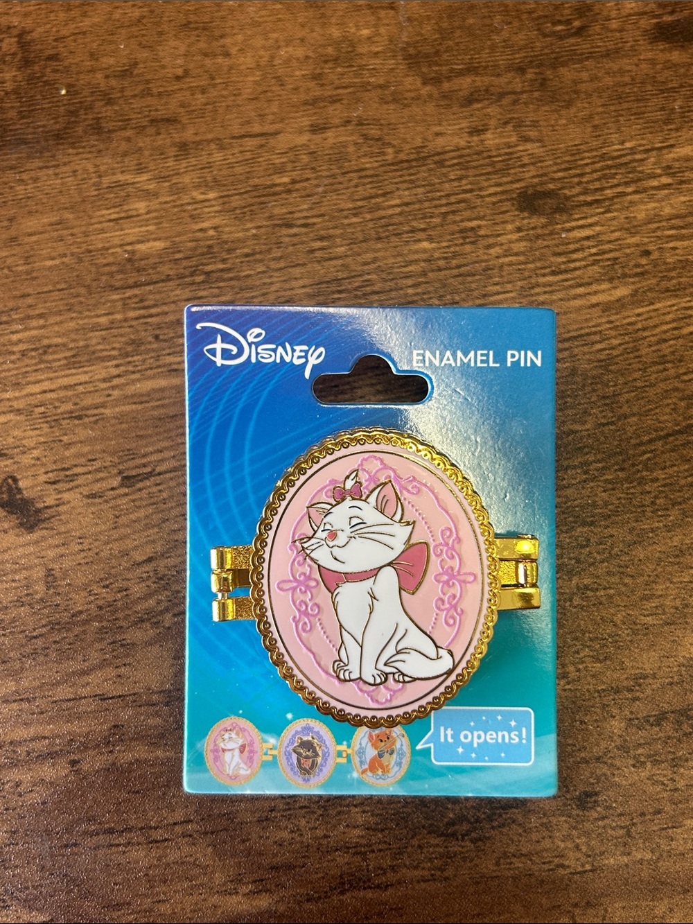 Disney Aristocats Hinged Enamel Pin Trio - Pink, Blue, Teal Accents - Picture 3 of 3